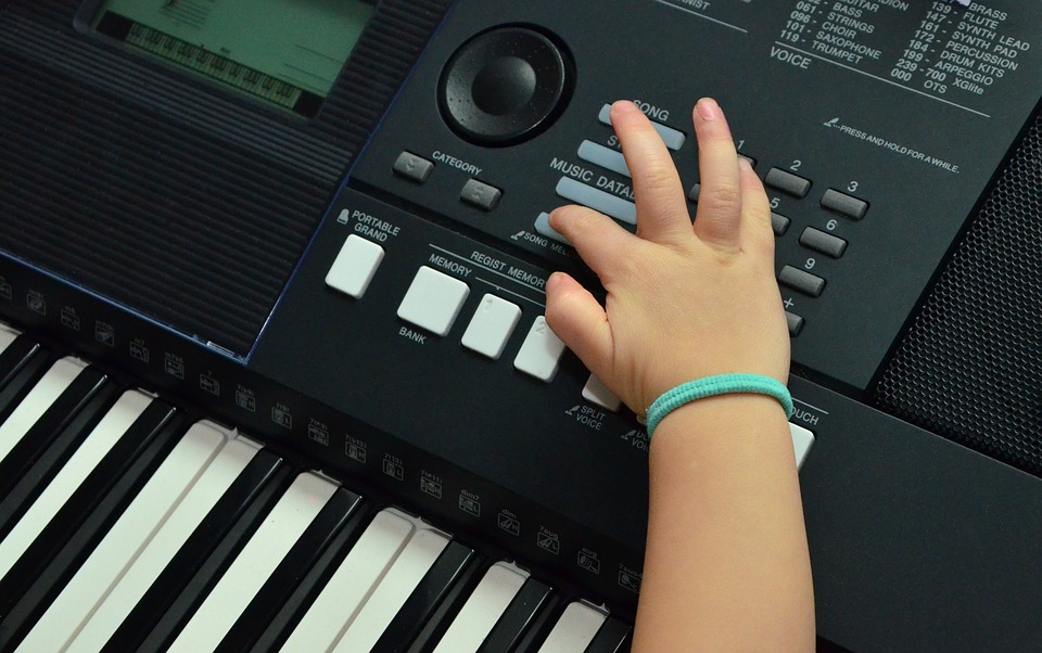 Keyboard mieten online